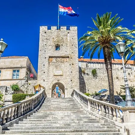 Old Town Watch&c * Korcula Town