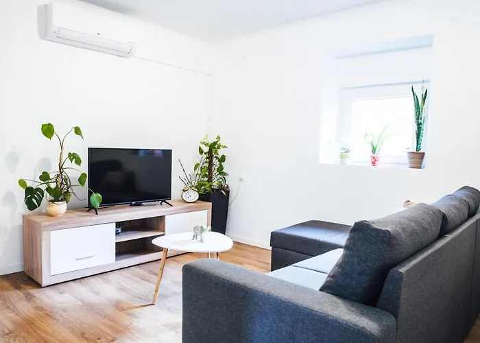 Apartment Old Town Watch&c